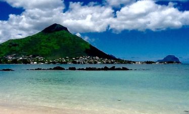 Flic-en-Flac – Relaxed Beach Escape